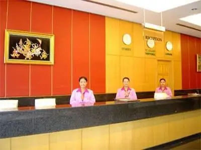 Diamond Plaza Hotel Surat Thani 