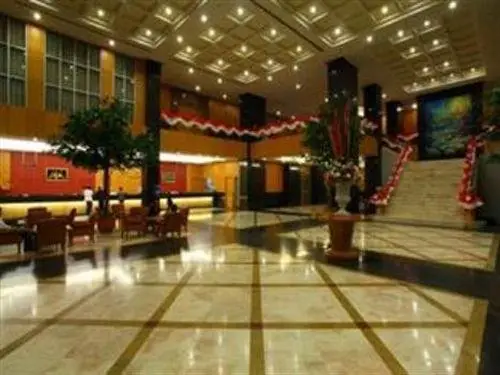 Diamond Plaza Hotel Surat Thani 