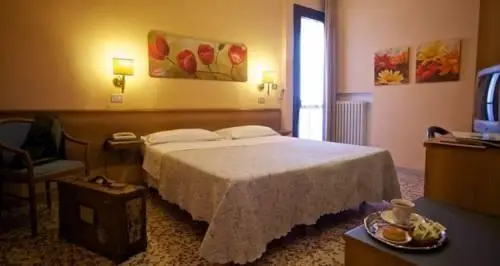 Hotel Astor Modena 