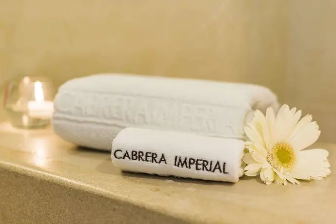 Hotel Cabrera Imperial Suites 