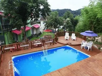 Bellus-Rose Pension Gyeongju 