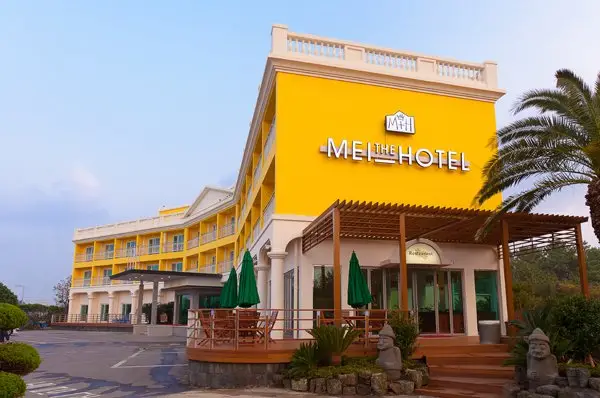 Mei the Hotel