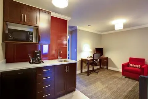 Sandman Hotel & Suites Calgary South 