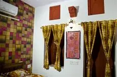 Hem Guest House 