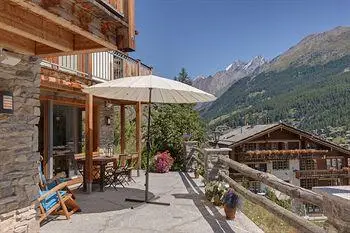 Mountain Exposure Luxury Chalets & Apartments