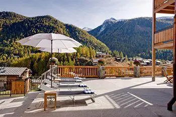 Mountain Exposure Luxury Chalets & Apartments 