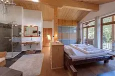 Mountain Exposure Luxury Chalets & Apartments 