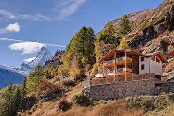 Mountain Exposure Luxury Chalets & Apartments 