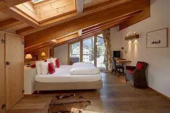 Mountain Exposure Luxury Chalets & Apartments 