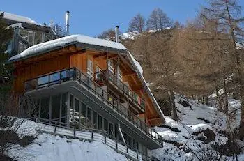 Mountain Exposure Luxury Chalets & Apartments 