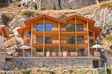 Mountain Exposure Luxury Chalets & Apartments 