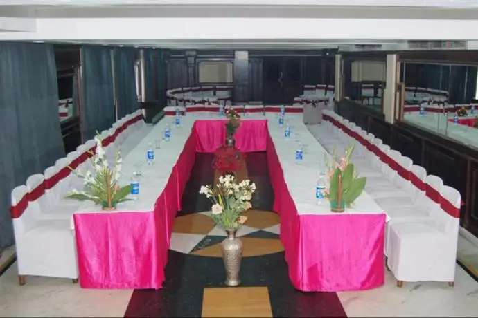 Hotel Royal Castle Amritsar 