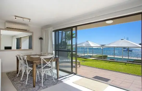 Noosa Shores Resort 