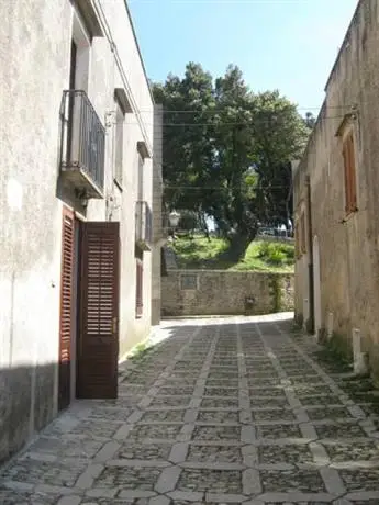 La Porta Del Balio Affittacamere Erice 