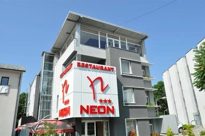 Hotel Neon