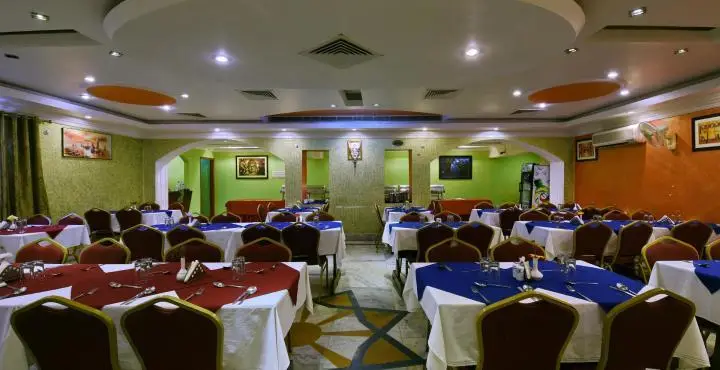 Hotel Taj Darbar 