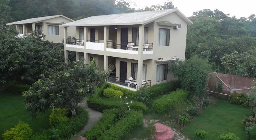 Corbett Aroma Resort 