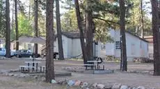 Lakewood Cabins 