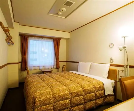 Toyoko Inn Kanazawa Kenrokuen Korimbo