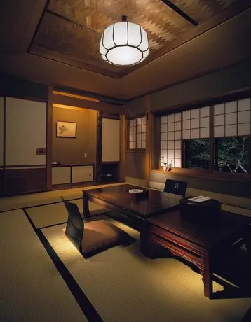 Yuzuya Ryokan 