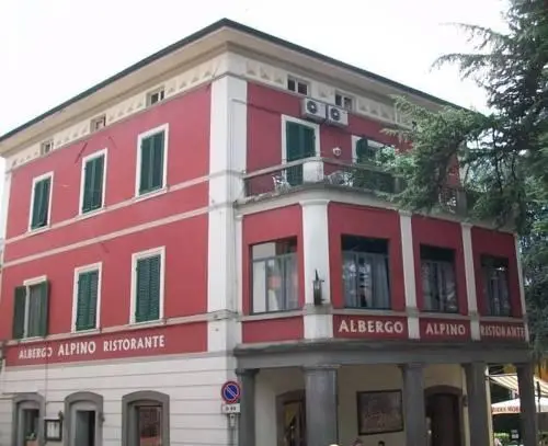 Hotel Alpino