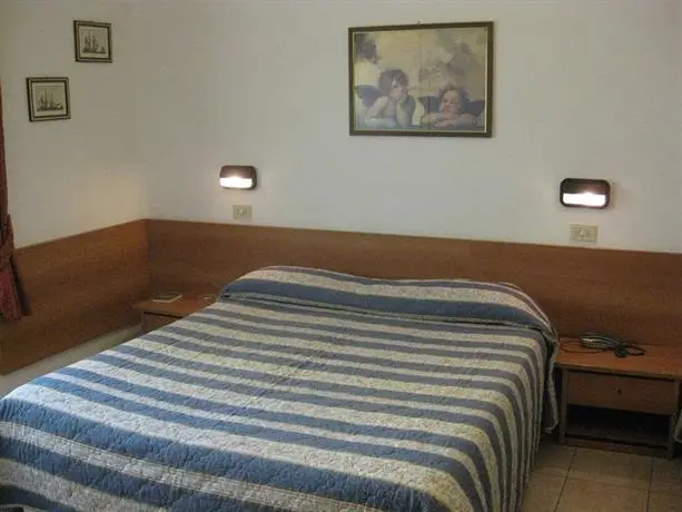 Hotel Amelia Fano 