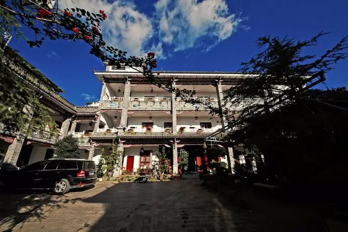 Dali Yinfeng Hotel 