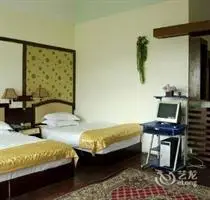 Mingcheng Yiyuan Hotel 