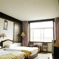 Mingcheng Yiyuan Hotel 