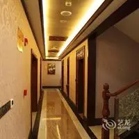 Jinding Xianghuaili Hotel 