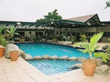 Tanoa Skylodge Hotel 