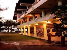 Time n Tide Beach Resort 