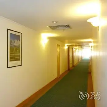 Yangtze Service Apartment