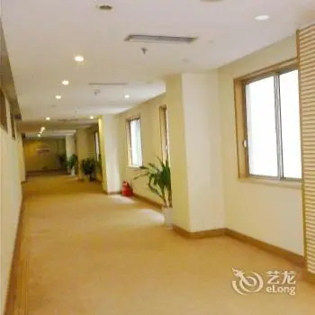 Yangtze Service Apartment