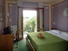 Hotel La Pergola Barga 