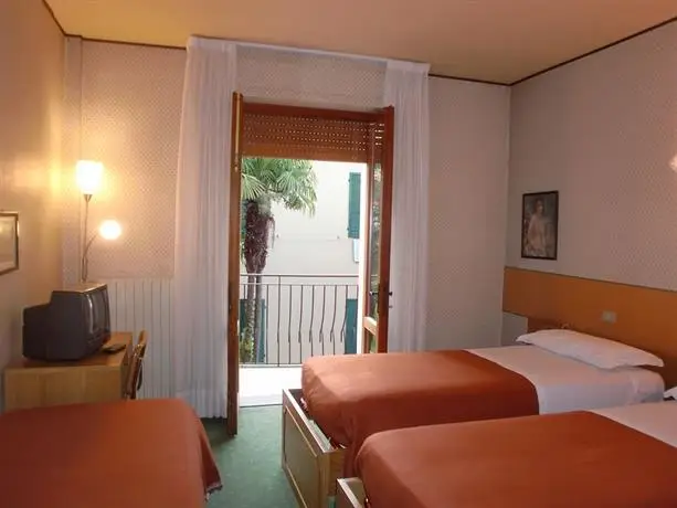 Hotel La Pergola Barga 