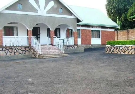 Highway Motel Entebbe