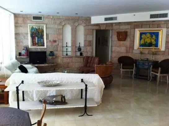 King David Luxury Suites 