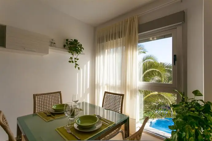 Apartamentos El Palmeral de Madaria 