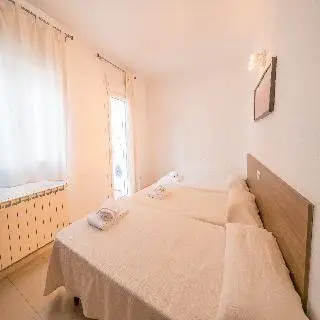 Apartamentos AR Isern 