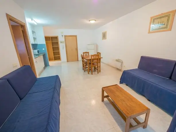 Apartamentos AR Nautic 