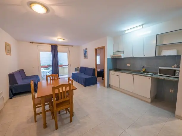 Apartamentos AR Nautic 