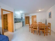 Apartamentos AR Nautic 