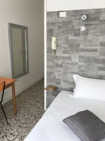 Albergo Moderno Modena 