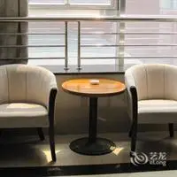 Mingshi Xuefu Hotel 