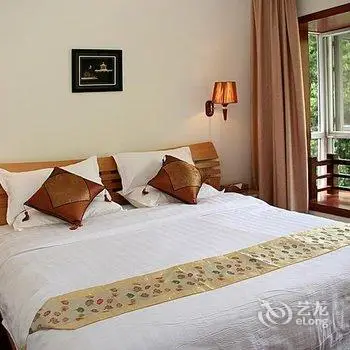 Emei Mountain International Conference Holiday Hotel 