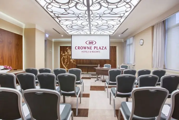 Crowne Plaza St Petersburg-Ligovsky 