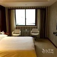 Airport Xiangyue Hotel 