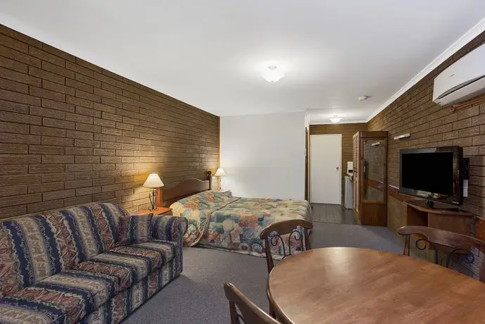 Port Fairy Motor Inn 