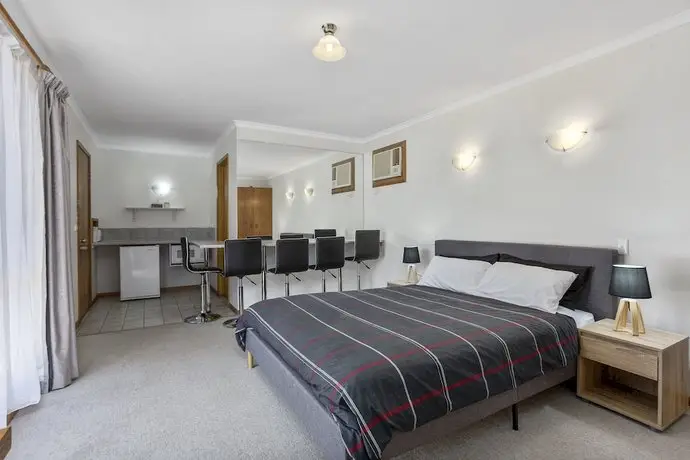 Port Fairy Motor Inn 